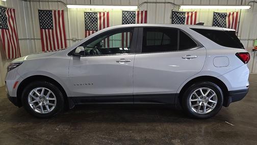Silver Ice Metallic 2022 Chevrolet Equinox 1LT