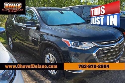 Graphite Metallic 2021 Chevrolet Traverse LT Cloth