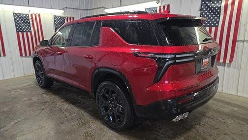Radiant Red Tintcoat 2026 Chevrolet Traverse RS