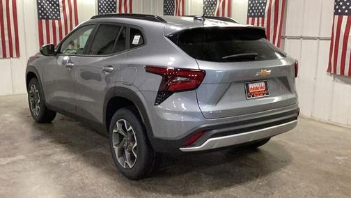 Sterling Gray Metallic 2026 Chevrolet Trax LT