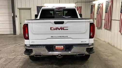 2022 GMC Sierra 1500 SLT