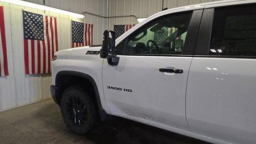 2026 Chevrolet Silverado 3500 LT