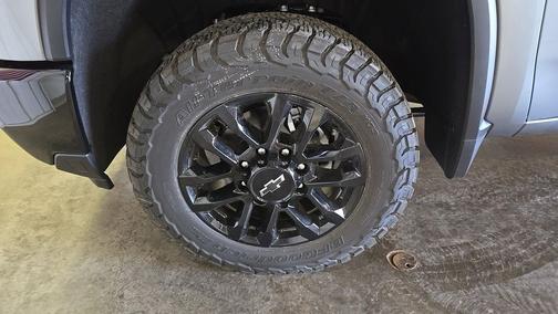 Sterling Gray Metallic 2026 Chevrolet Silverado 3500 LT