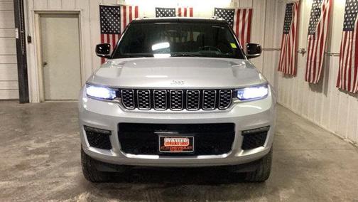 Diamond Black Crystal Pearlcoat 2023 Jeep Grand Cherokee L Summit Reserve