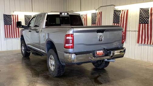 2023 RAM 3500 Tradesman Crew Cab 4x4 6'4' Box