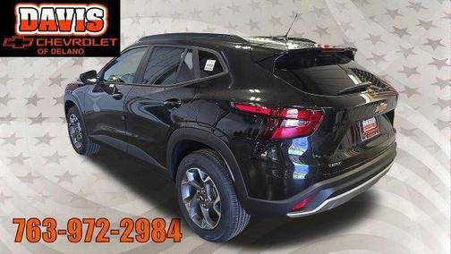 Mosaic Black Metallic 2026 Chevrolet Trax LT