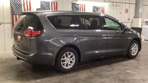 2020 Chrysler Pacifica Touring