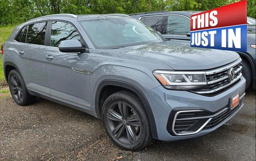 Gray 2020 Volkswagen Atlas Cross Sport 3.6L V6 SE w/Technology