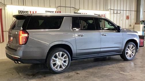 2021 Chevrolet Suburban 4WD High Country
