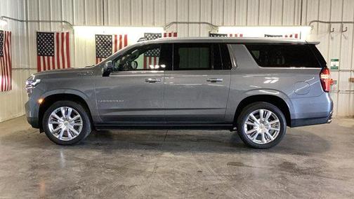 2021 Chevrolet Suburban 4WD High Country