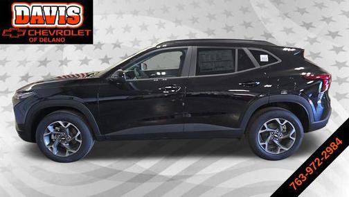 Mosaic Black Metallic 2026 Chevrolet Trax LT
