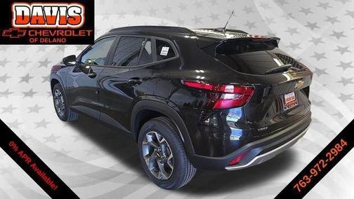 Mosaic Black Metallic 2026 Chevrolet Trax LT