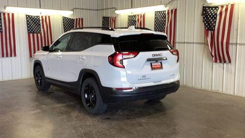 Summit White 2023 GMC Terrain AT4