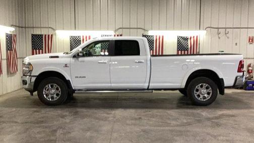 2022 RAM 3500 Laramie Crew Cab 4x4 8' Box