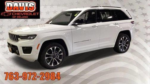 Bright White Clearcoat 2023 Jeep Grand Cherokee Overland