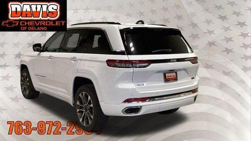 Bright White Clearcoat 2023 Jeep Grand Cherokee Overland