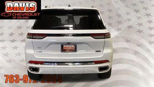 Bright White Clearcoat 2023 Jeep Grand Cherokee Overland