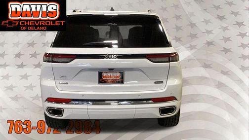 Bright White Clearcoat 2023 Jeep Grand Cherokee Overland