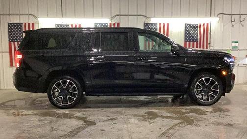 2024 Chevrolet Suburban RST