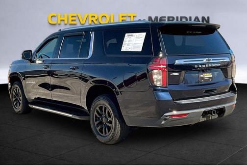 2023 Chevrolet Suburban LT