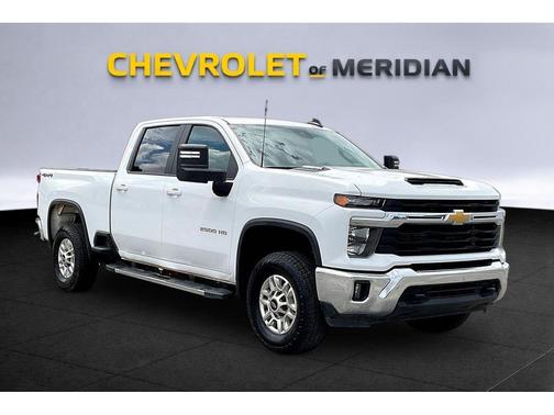 Summit White 2025 Chevrolet Silverado 2500 LT