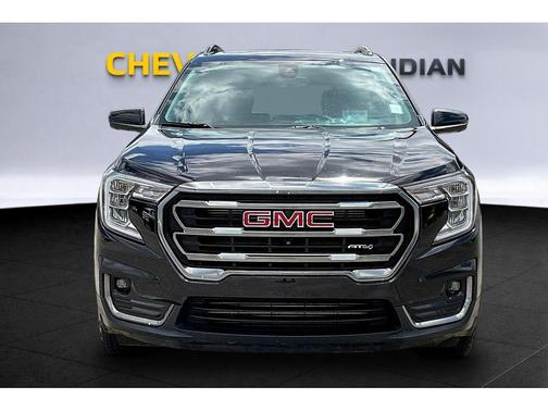 Ebony Twilight Metallic 2024 GMC Terrain AT4