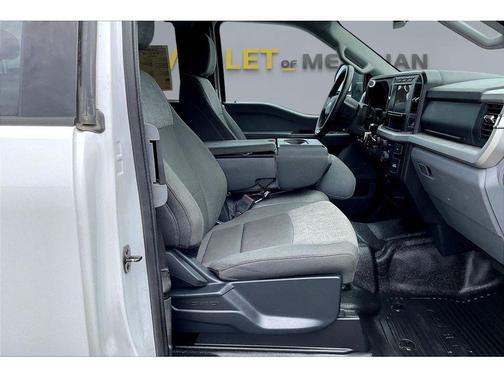 Oxford White 2023 Ford F-250 XLT