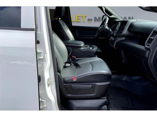 Bright White Clearcoat 2024 RAM 2500 Tradesman