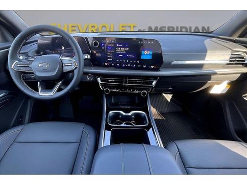 Summit White 2027 Chevrolet Traverse LT