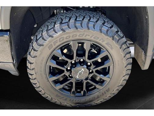 Sterling Gray Metallic 2026 Chevrolet Silverado 2500 LT