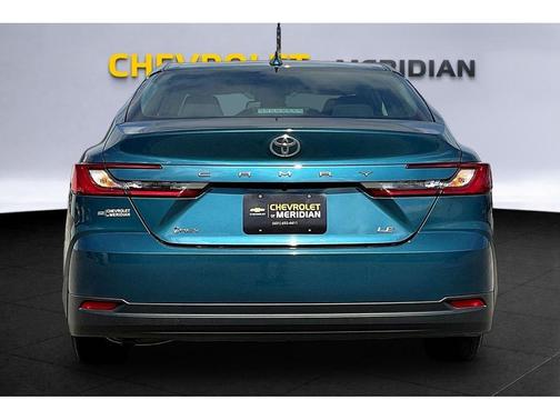Ocean 2025 Toyota Camry LE