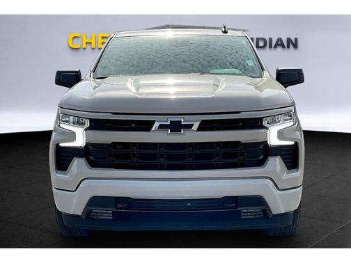 White Sand 2026 Chevrolet Silverado 1500 RST