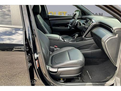 Phantom Black 2024 Hyundai SANTA CRUZ