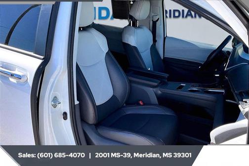 2021 Toyota Sienna XSE 7 Passenger