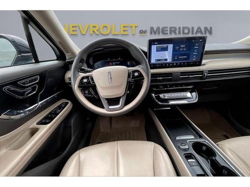Whisper White 2023 Lincoln Corsair Standard