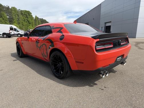 Go Mango! 2022 Dodge Challenger SRT Hellcat