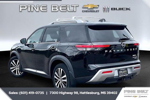 2023 Nissan Pathfinder Platinum