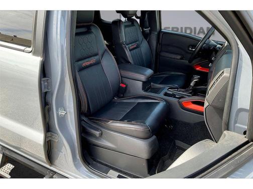 Boulder Gray Pearl 2023 Nissan Frontier PRO-4X