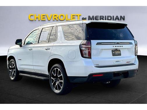 Iridescent Pearl Tricoat 2021 Chevrolet Tahoe RST
