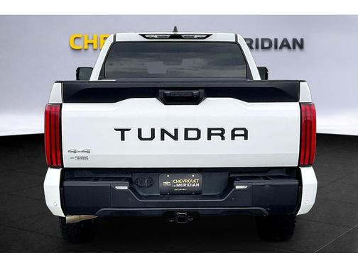 Ice 2023 Toyota Tundra SR5