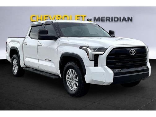 Ice 2023 Toyota Tundra SR5