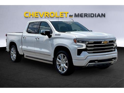 Iridescent Pearl Tricoat 2024 Chevrolet Silverado 1500 High Country