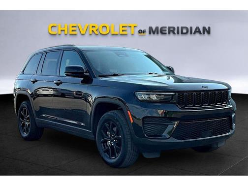 Diamond Black 2025 Jeep Grand Cherokee Laredo