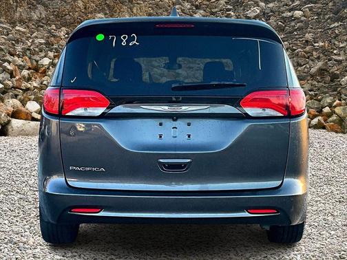 2017 Chrysler Pacifica LX