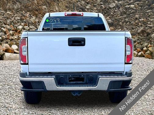 Summit White 2019 GMC Canyon Base