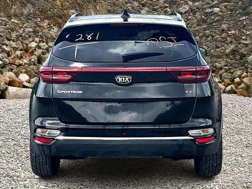 2022 Kia Sportage EX
