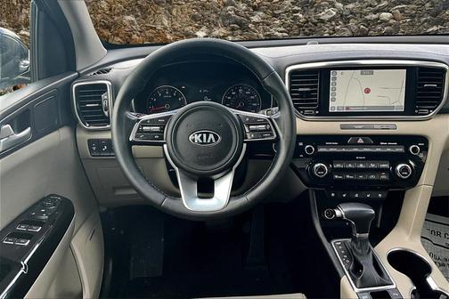2022 Kia Sportage EX