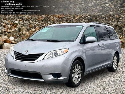 2012 Toyota Sienna LE