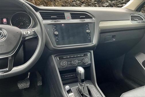 2020 Volkswagen Tiguan 2.0T SE R-Line Black 4MOTION