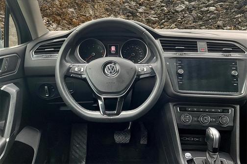 2020 Volkswagen Tiguan 2.0T SE R-Line Black 4MOTION